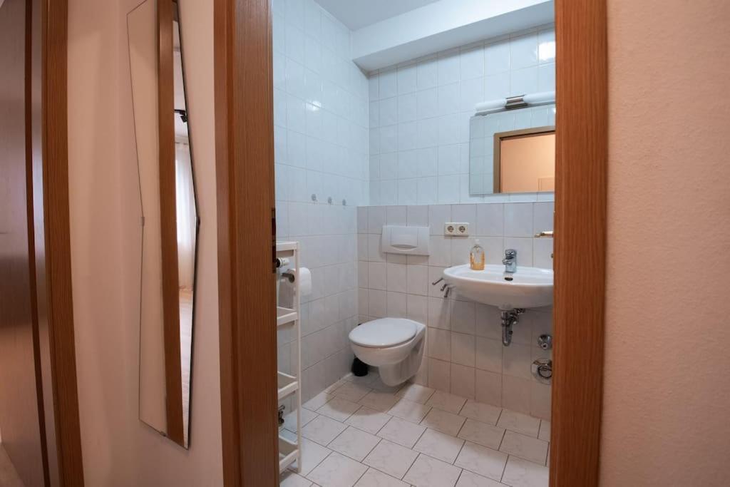 Moderne Einraumwohnung In Leipzig Mit Netflix Zugang Екстер'єр фото